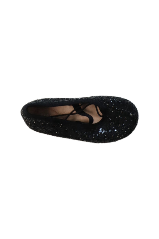 A Black Flats from Bloch in size 3T for girl. (Front View)