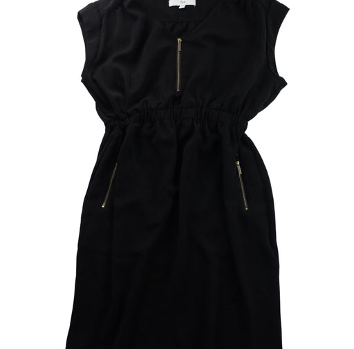 A Black Sleeveless Dresses from Ripe in size M for maternity. (Front View)