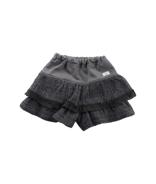 A Grey Skorts from Mezzo Piano in size 5T for girl. (Front View)
