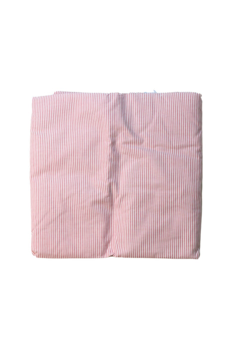 A White Blankets from Jacadi in size O/S for girl. (Front View)