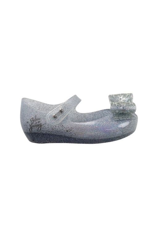 A Grey Flats from Mini Melissa in size 4T for girl. (Front View)