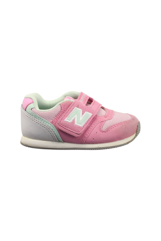 A Pink Sneakers from New Balance in size 18-24M for girl. (Front View)