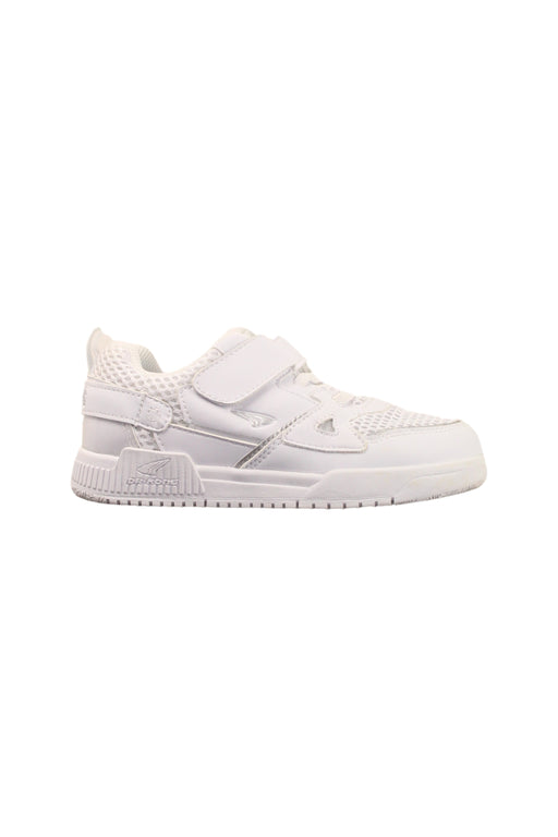 A White Sneakers from Dr. Kong in size 5T for boy. (Front View)