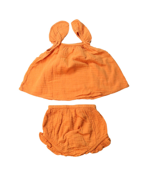 A Yellow Shorts Sets from Seed in size 6-12M for girl. (Back View)