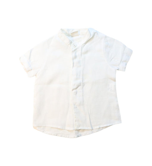 A White Short Sleeve Shirts from Chickeeduck in size 6-12M for boy. (Front View)
