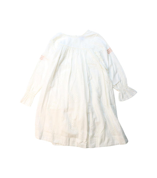 A White Long Sleeve Dresses from Velveteen in size 6T for girl. (Front View)