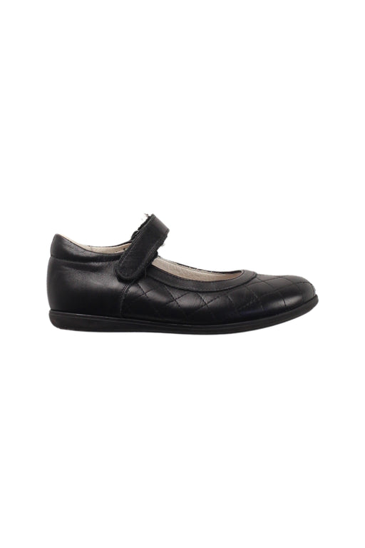 A Black Flats from Rossano in size 5T for girl. (Front View)