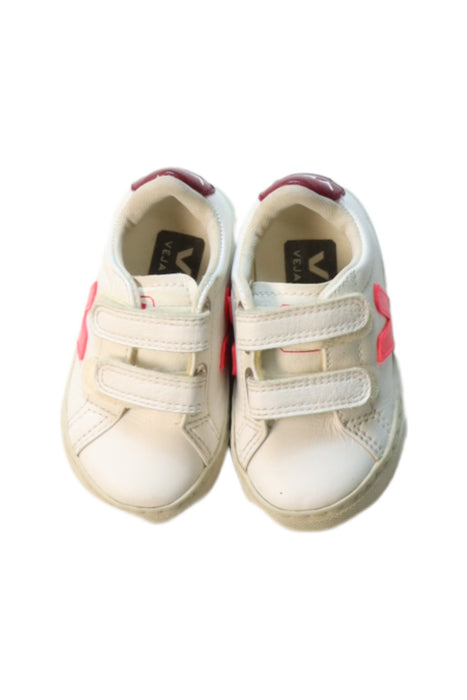 A White Sneakers from Veja in size 12-18M for girl. (Back View)