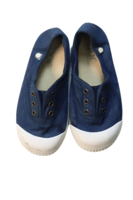 A Blue Slip Ons from Igor in size 4T for boy. (Back View)