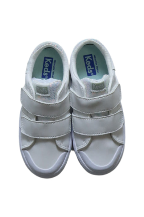A White Sneakers from Keds in size 4T for neutral. (Back View)
