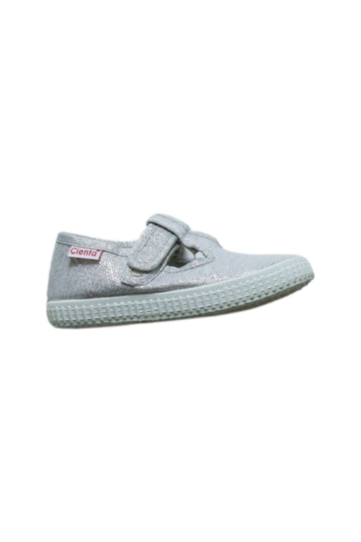 A Grey Slip Ons from Cienta in size 3T for girl. (Front View)