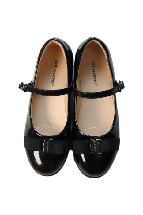 A Black Flats from Dr. Kong in size 9Y for girl. (Back View)