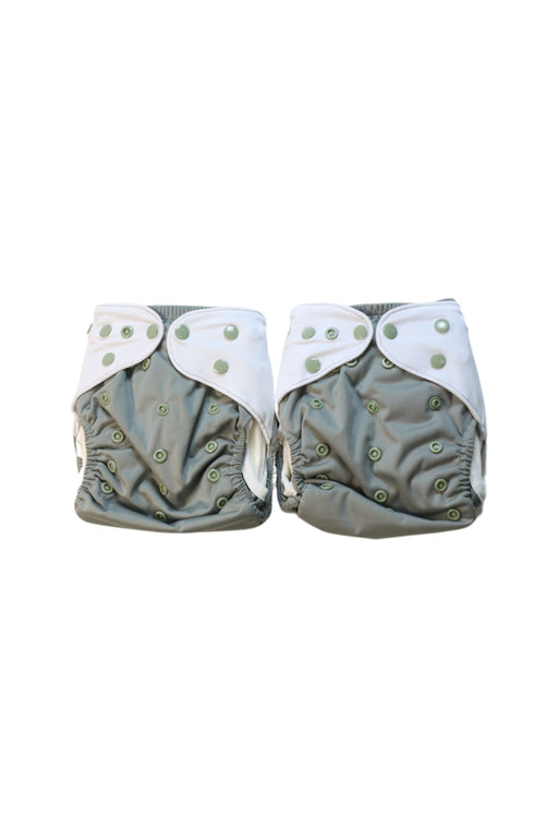 A Grey Cloth Diapers from Just Peachy in size 0-3M for neutral. (Front View)