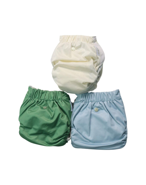 A Multicolour Cloth Diapers from Just Peachy in size 0-3M for neutral. (Back View)