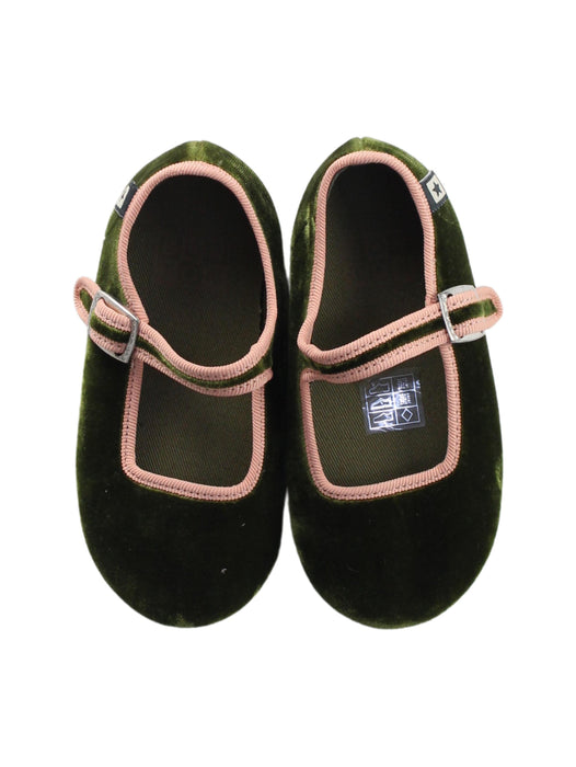 A Green Flats from Bonton in size 3T for girl. (Back View)