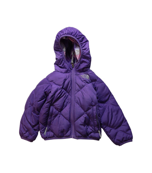 A Multicolour Puffer/Quilted Jackets from The North Face in size 2T for girl. (Front View)
