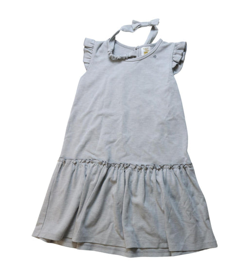A Grey Sleeveless Dresses from Trudy & Teddy in size 5T for girl. (Front View)