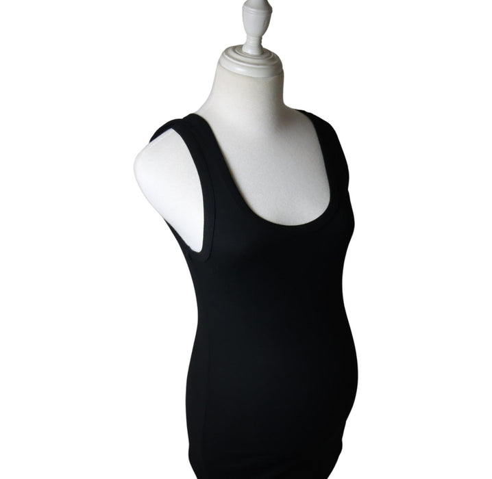 A Black Sleeveless Tops from Ingrid & Isabel in size S for maternity. (Front View)