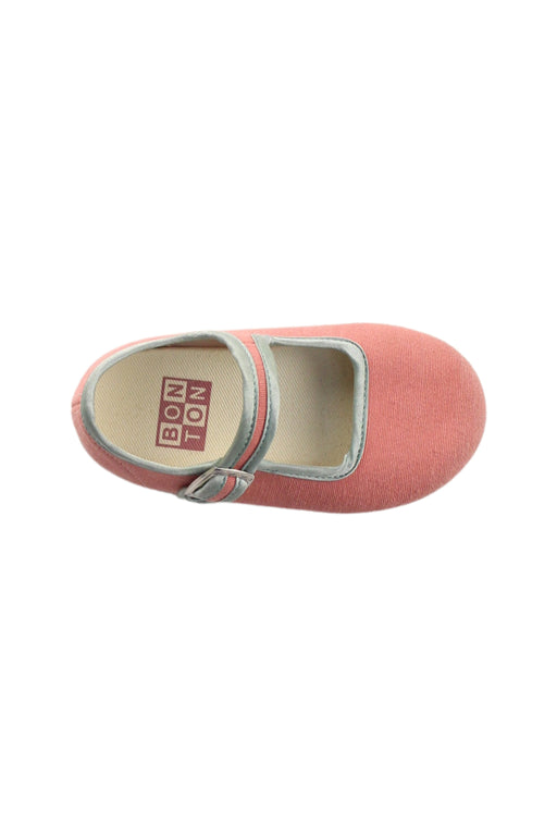 A Peach Flats from Bonton in size 18-24M for girl. (Front View)