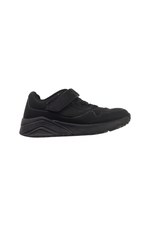 A Black Sneakers from Skechers in size 7Y for boy. (Front View)
