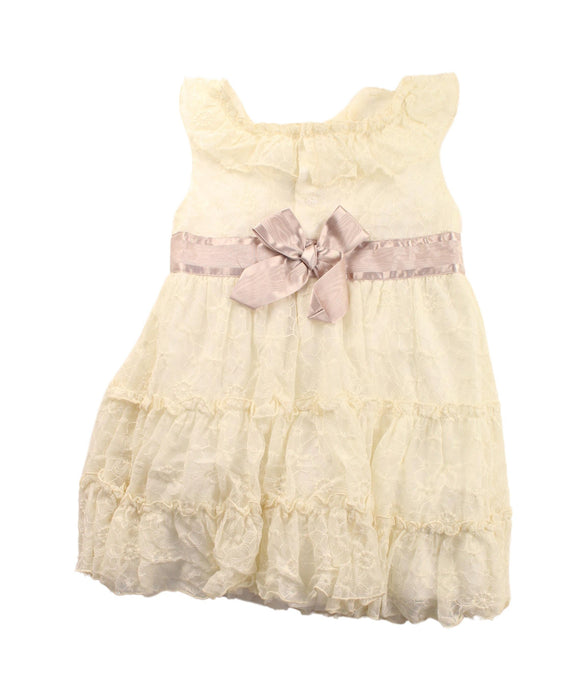 A Ivory Sleeveless Dresses from Miranda in size 4T for girl. (Back View)