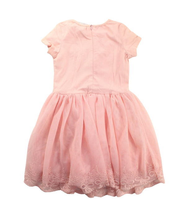 A Pink Short Sleeve Dresses from Le Chic in size 4T for girl. (Back View)