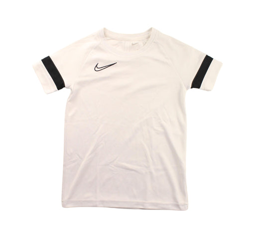 A White Short Sleeve T Shirts from Nike in size 7Y for boy. (Front View)