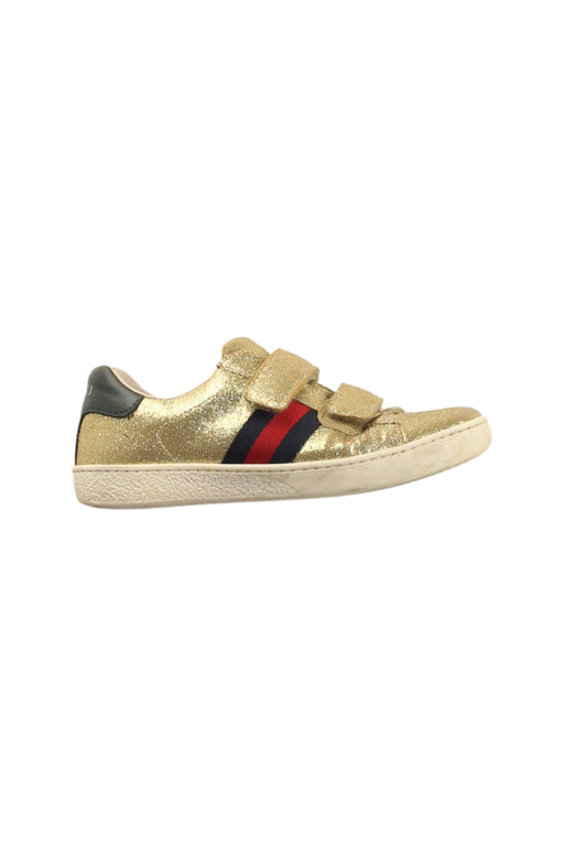 A Multicolour Sneakers from Gucci in size 7Y for girl. (Front View)