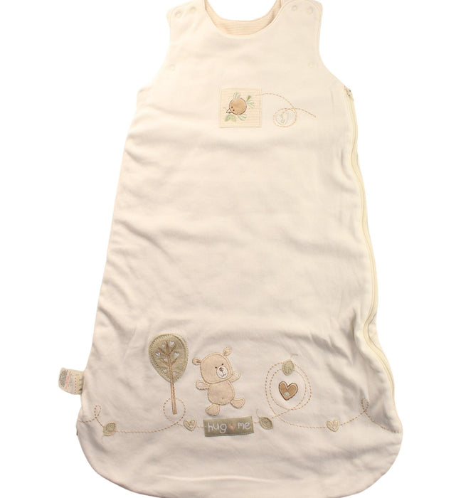 A Ivory Sleepsacs from Natures Purest in size 0-3M for neutral. (Front View)