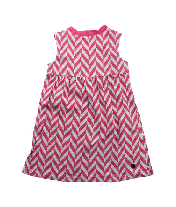 A Pink Sleeveless Dresses from Tea in size 4T for girl. (Back View)