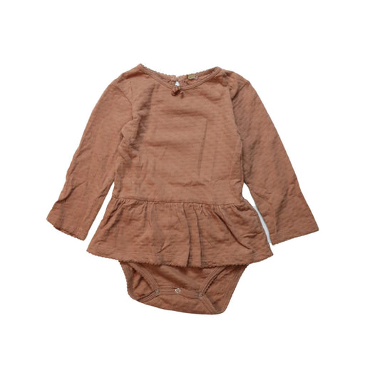 A Brown Long Sleeve Bodysuits from Quincy Mae in size 12-18M for girl. (Front View)
