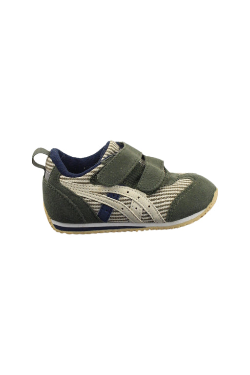 A Green Sneakers from ASICS in size 12-18M for boy. (Front View)