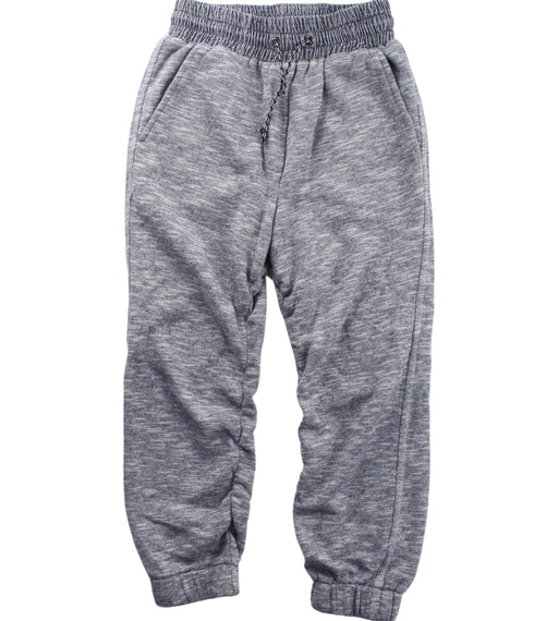 A Grey Sweatpants from Velveteen in size 6T for boy. (Front View)
