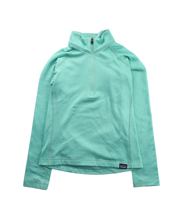 A Green Long Sleeve Tops from Patagonia in size 5T for girl. (Front View)