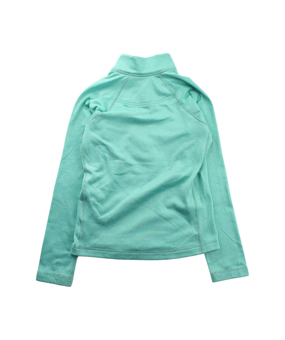A Green Long Sleeve Tops from Patagonia in size 5T for girl. (Back View)