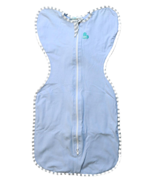 A Blue Swaddles from Love To Dream in size 0-3M for neutral. (Front View)