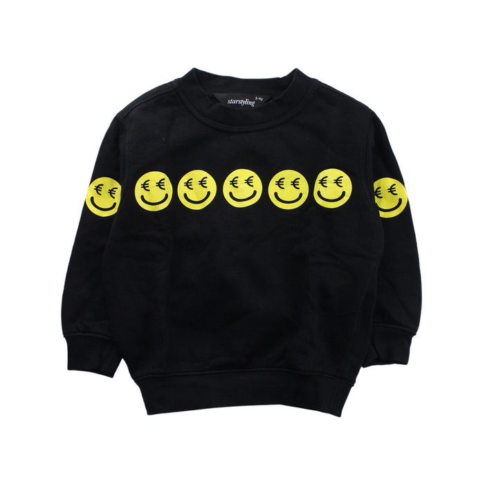 A Black Crewneck Sweatshirts from Starstyling in size 3T for boy. (Front View)