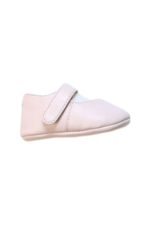 A Pink Flats from Boss in size 6-12M for girl. (Front View)