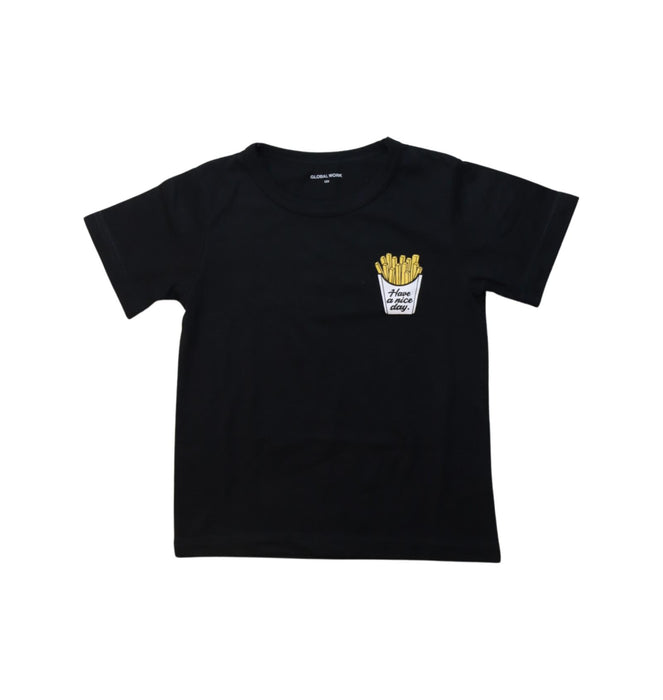 A Multicolour Short Sleeve T Shirts from Global  Work in size 5T for boy. (Front View)