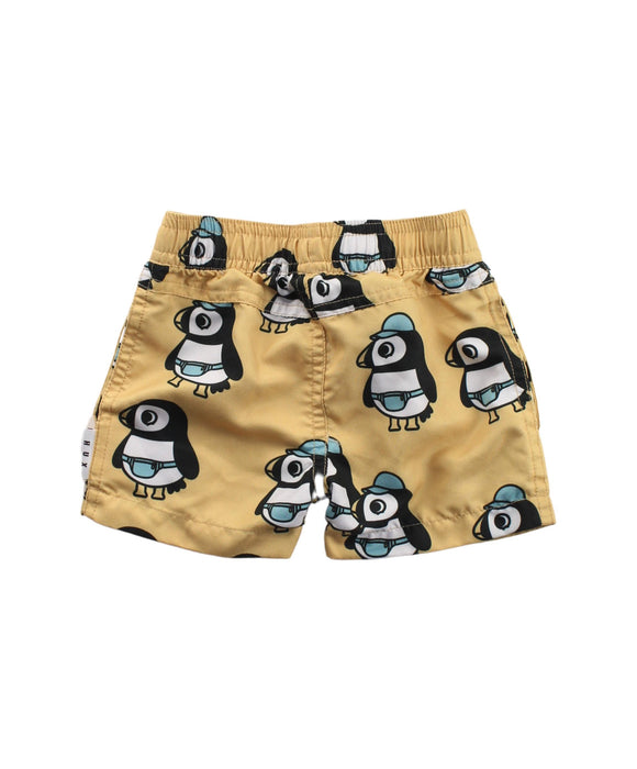 A Gold Shorts from Hux in size 3-6M for boy. (Back View)