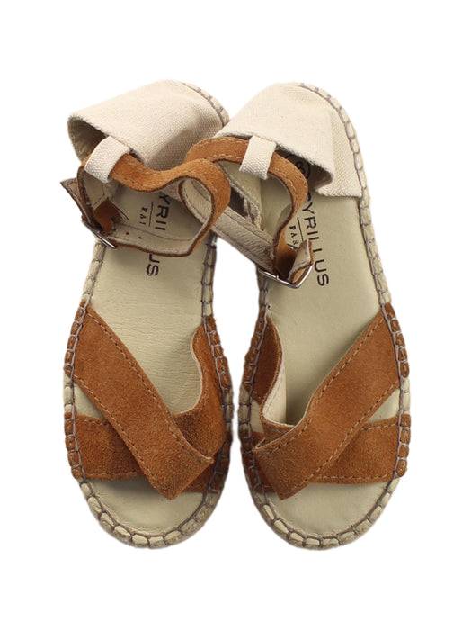 A Brown Sandals from Cyrillus in size 5T for girl. (Back View)