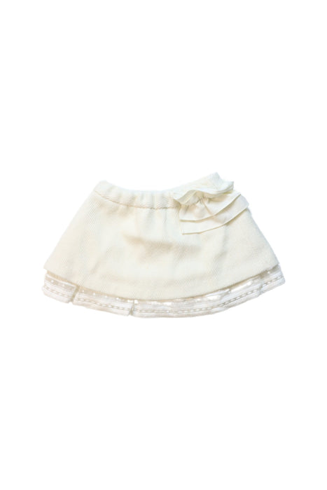 A Ivory Short Skirts from Nicholas & Bears in size 2T for girl. (Back View)