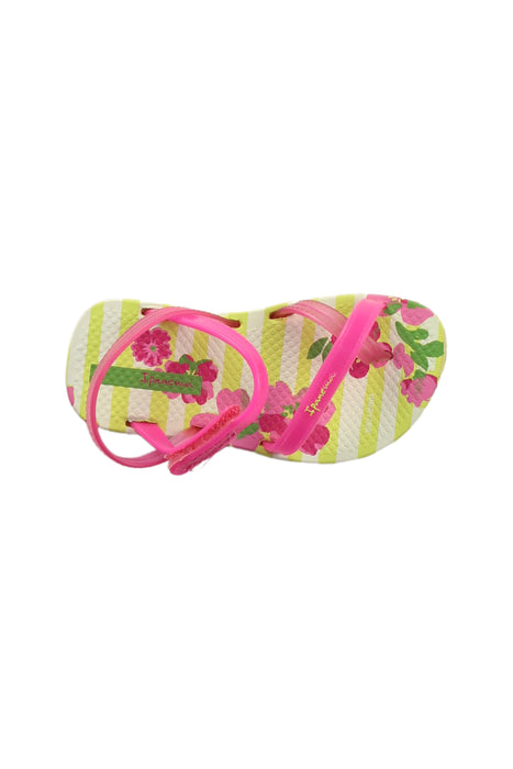 A Green Sandals from Ipanema in size 12-18M for girl. (Front View)