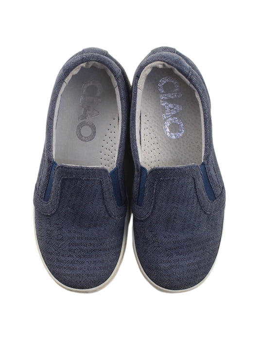 A Grey Slip Ons from Ciao in size 5T for boy. (Back View)