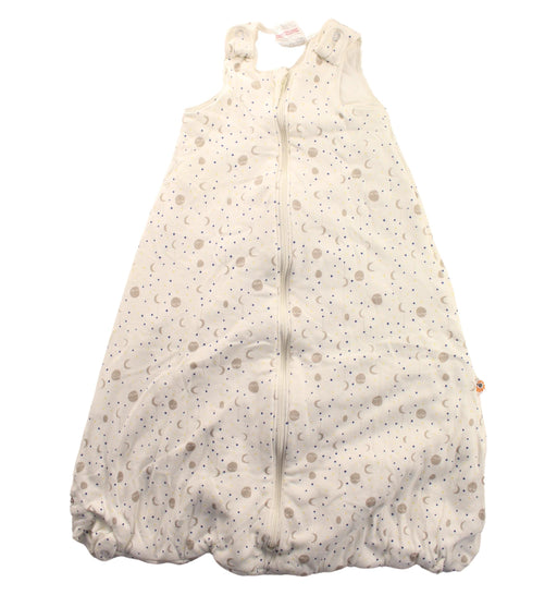 A White Sleepsacs from Ergobaby in size 18-24M for girl. (Front View)