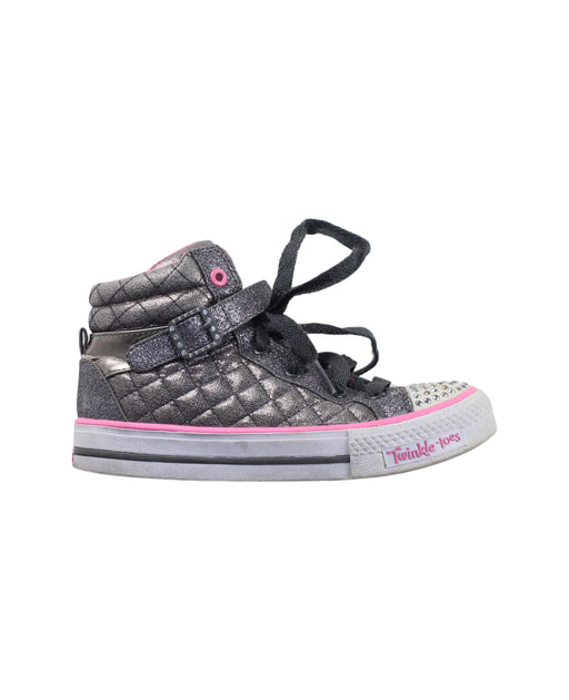 A Metallic Sneakers from Skechers in size 7Y for girl. (Front View)