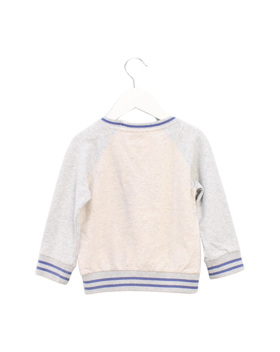 A Ivory Crewneck Sweatshirts from Gingersnaps in size 4T for boy. (Back View)