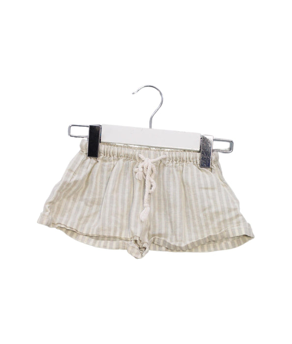 A Beige Shorts from Illoura The Label in size 6-12M for girl. (Front View)