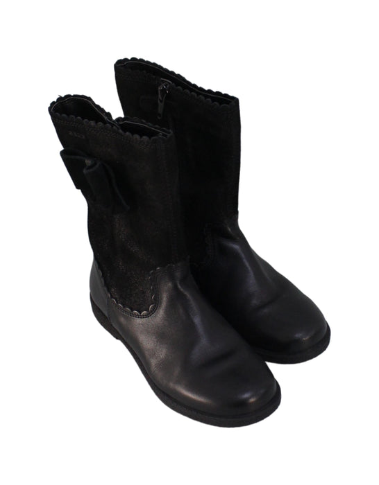 A Black Casual Boots from Geox in size 7Y for boy. (Front View)