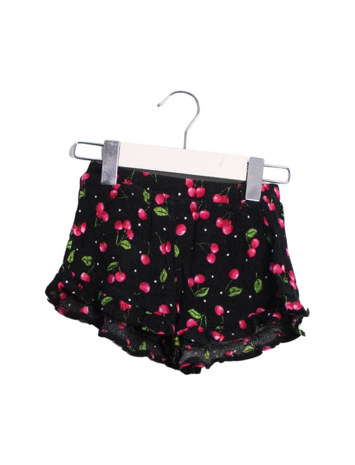 A Black Shorts from Juicy Couture in size 4T for girl. (Front View)